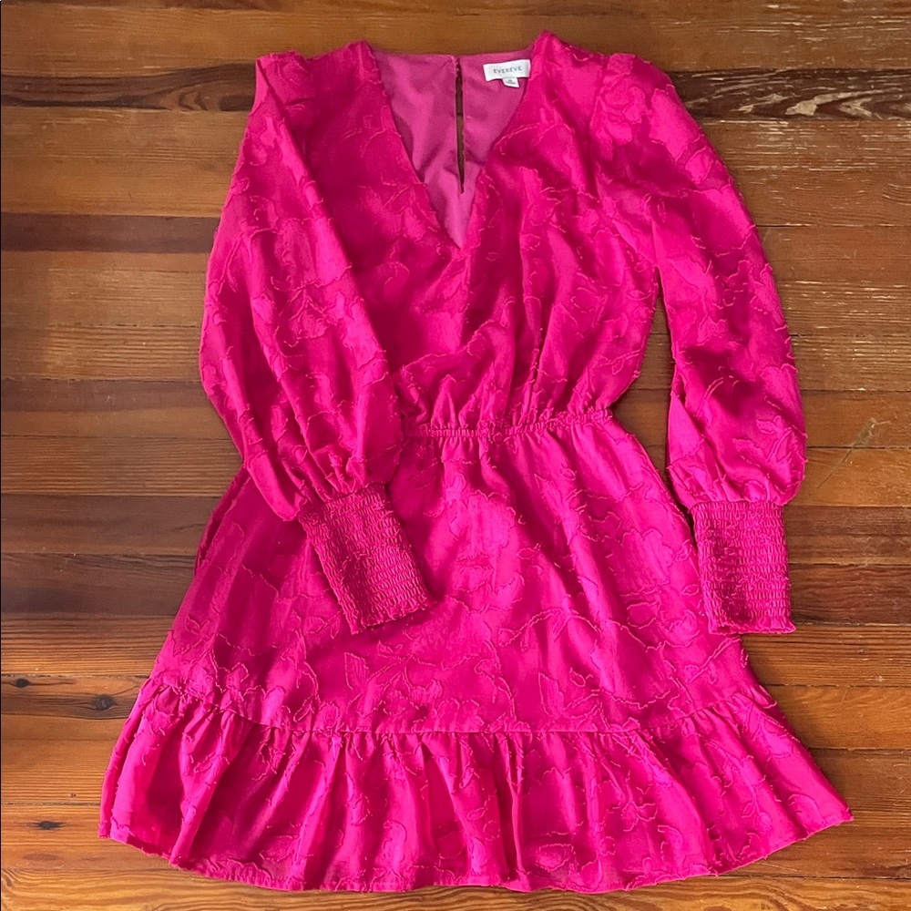 Evereve Hot Pink Floral-Textured Long Sleeve Dress